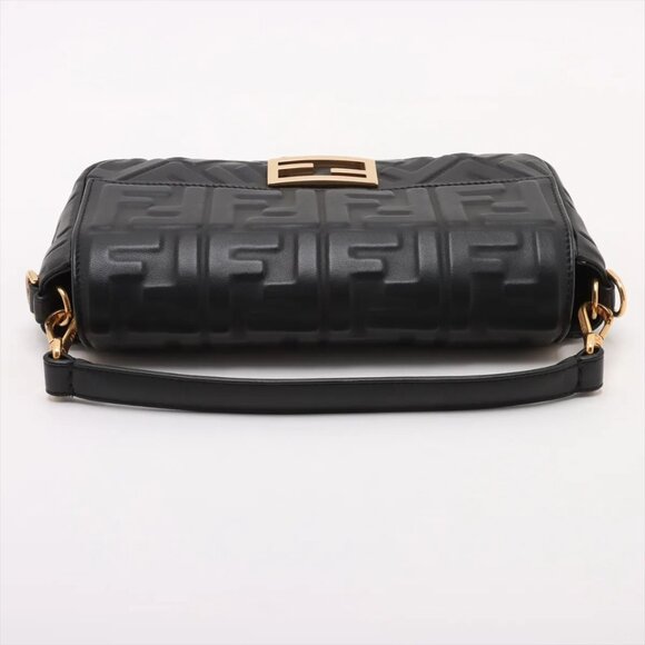Fendi ZUCCA Mamma Baguette Leather 2-Way Shoulder Bag – Black - Picture 5 of 11